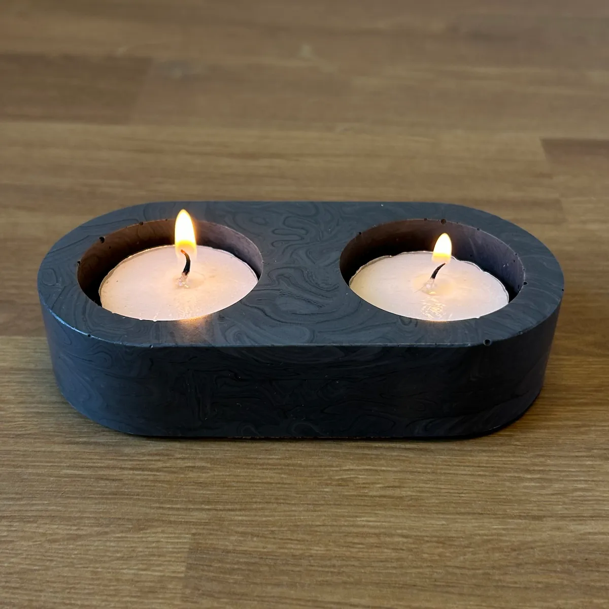 מכירת חיסול | פמוט תאומים