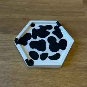 צלוחית משושה | זילוף צבע פרה